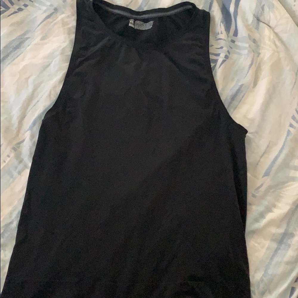 Black VSX Tank